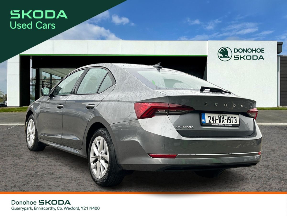 2024 Skoda Octavia - image 3