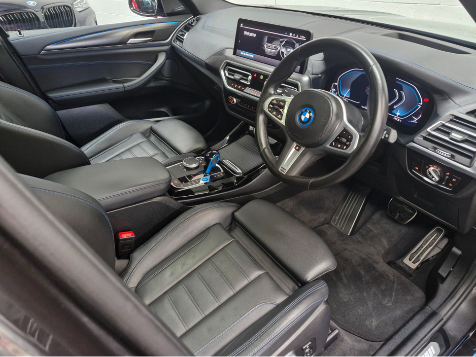 2022 BMW iX3 222 IX3 M SPORT PRO (HIGH SPEC) VIS PACK+LASER-  COMFORT PACK PLUS- DRIVER ASSISTANT PROF- PARKING ASSIST PLUS- TECHNOLOGY PACK PLUS - HARMON KARDON - ACTIVE CRUISE CONTROL -- HARMON KARDON - HEADS UP €36,995