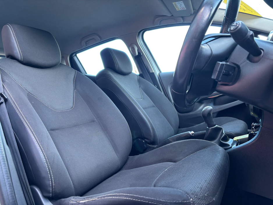 2016 Renault Clio 1.2 16V 75 DYNAMIQUE NAV €8,950