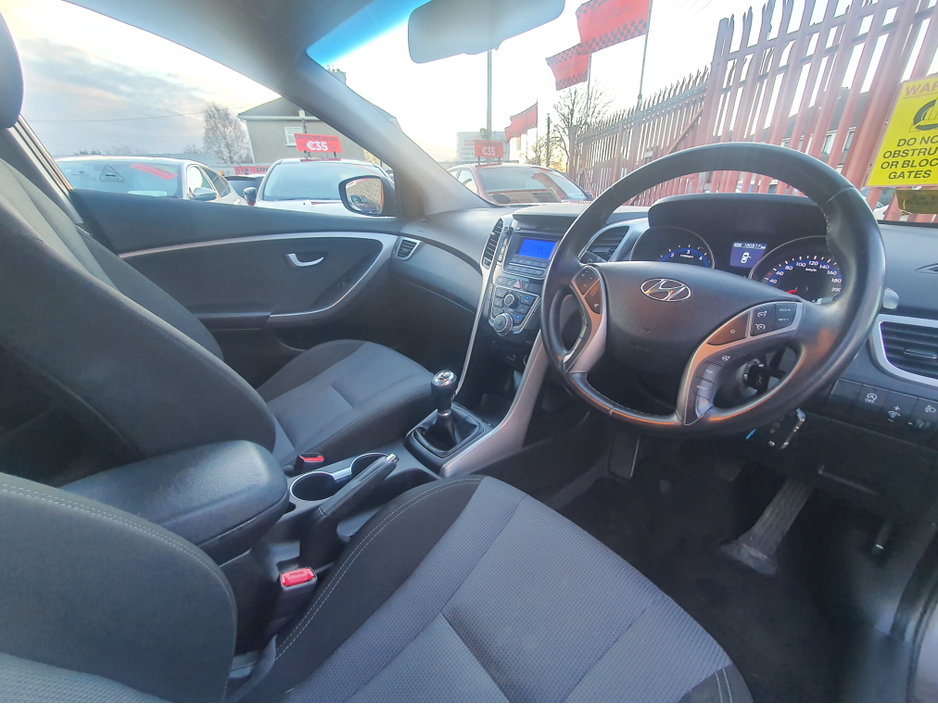 2015 Hyundai i30 1.6 DELUXE 5DR (NCT 10/26) €7,995
