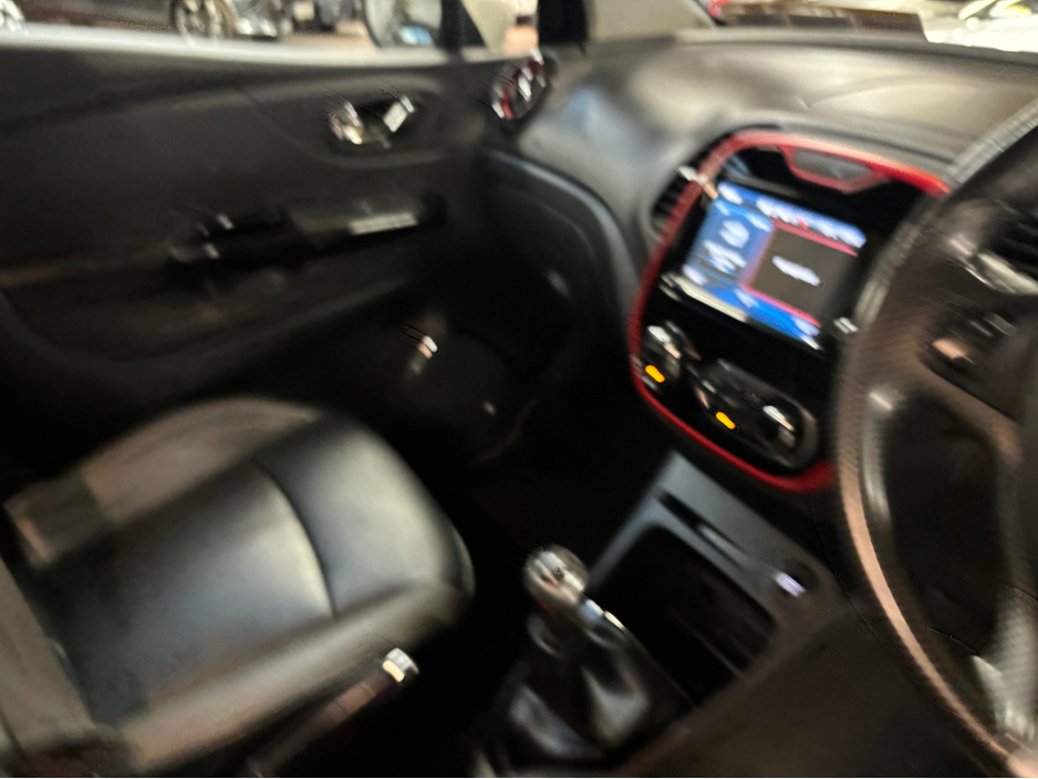 2017 Renault Captur - image 9