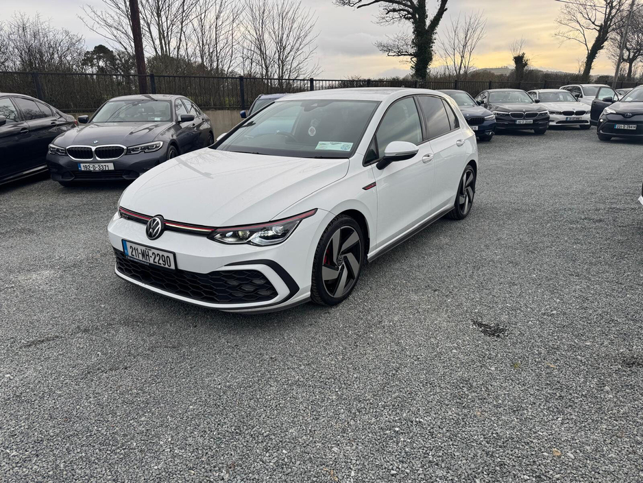 2021 Volkswagen Golf - image 22