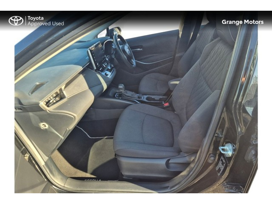 2019 Toyota Corolla - image 7