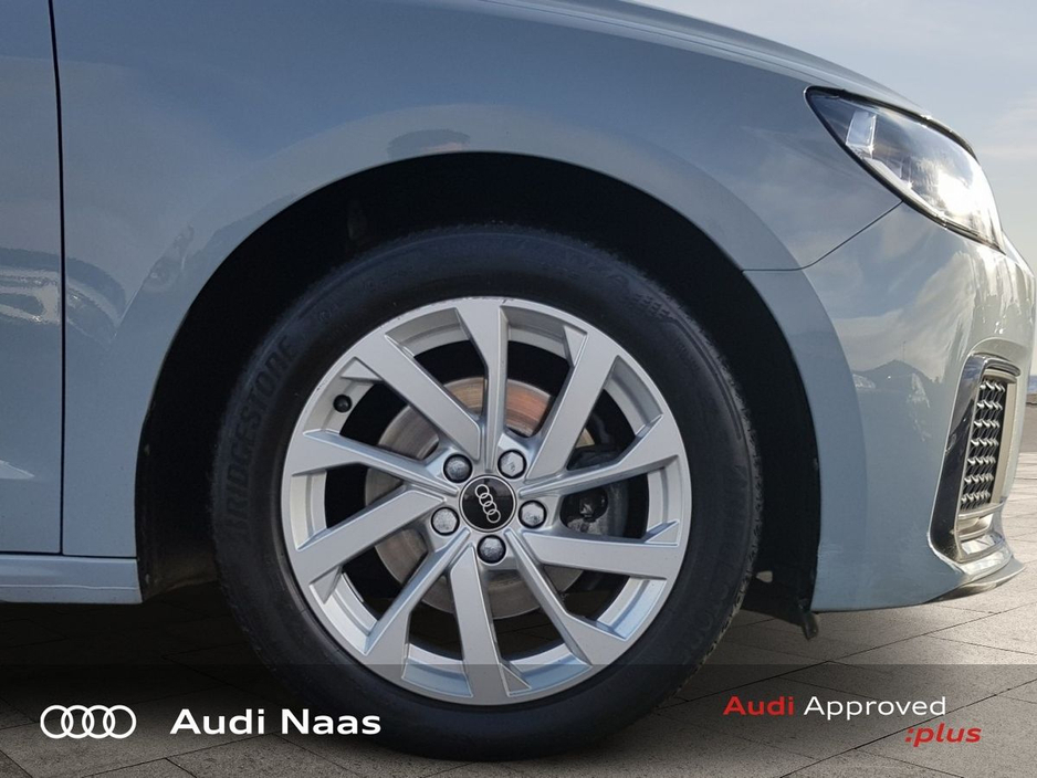 2022 Audi A1 - image 8