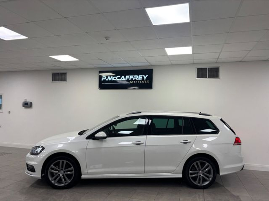 2015 Volkswagen Golf  €13,995