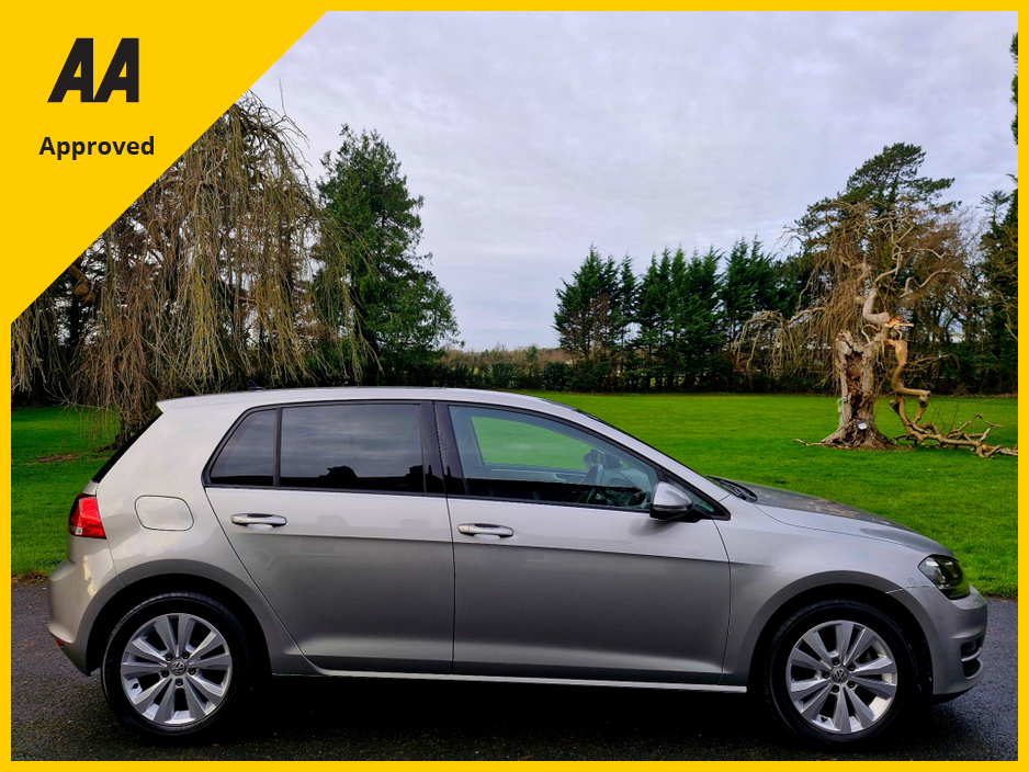 2014 Volkswagen Golf Immaculate+Low KM's+Warranty €11,995