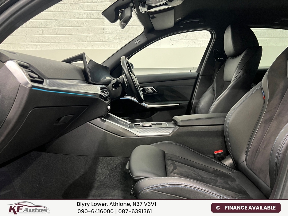 2023 BMW 3 Series - image 12