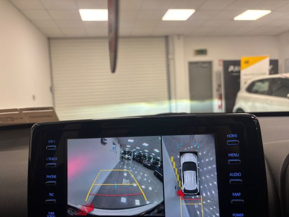 2021 Toyota Yaris Cross 1.5 Hybrid CVT Luna Sport €21,750