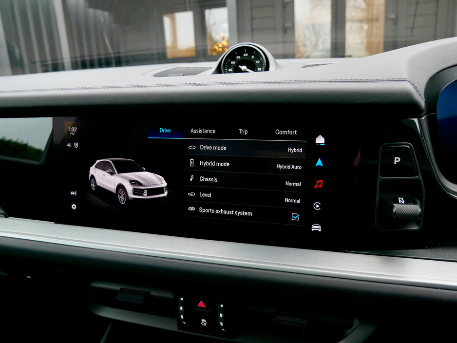 2025 Porsche Cayenne Cayenne E-Hybrid Coup&eacute; €123,950