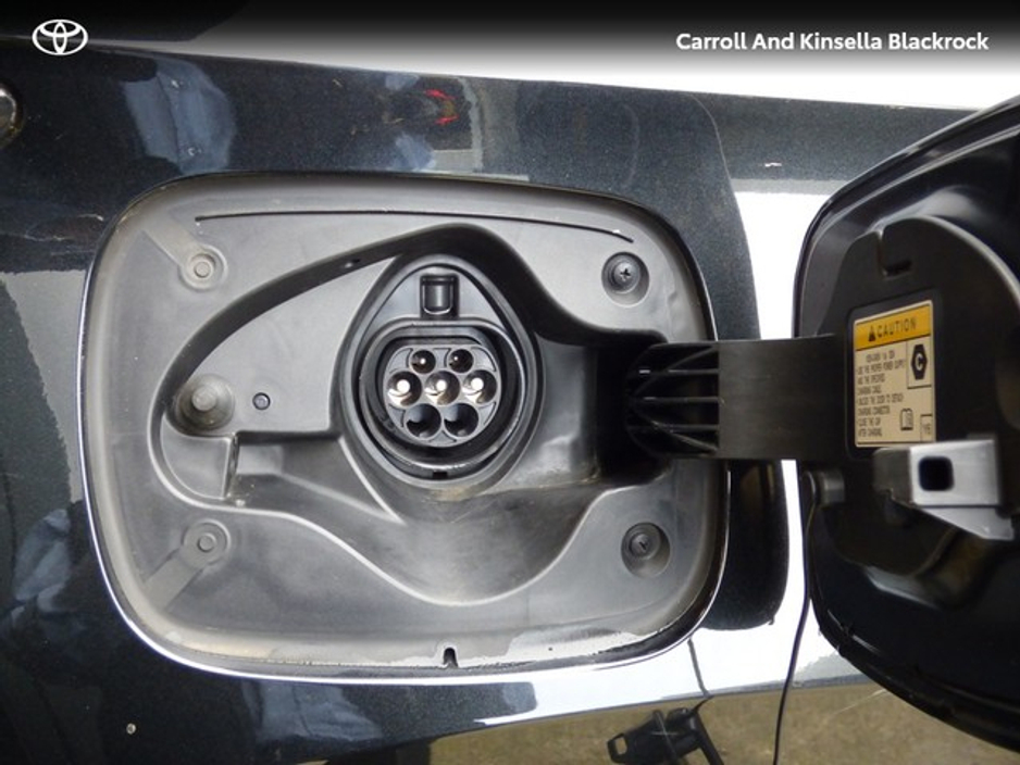 2023 Lexus NX 450 h+ - image 8