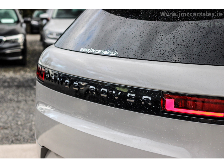 2023 Land Rover Range Rover - image 11