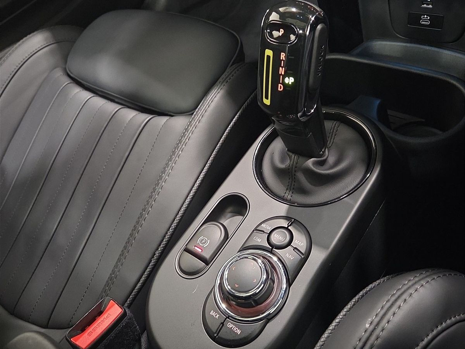 2023 MINI Hatch Electric Level 3 €24,950