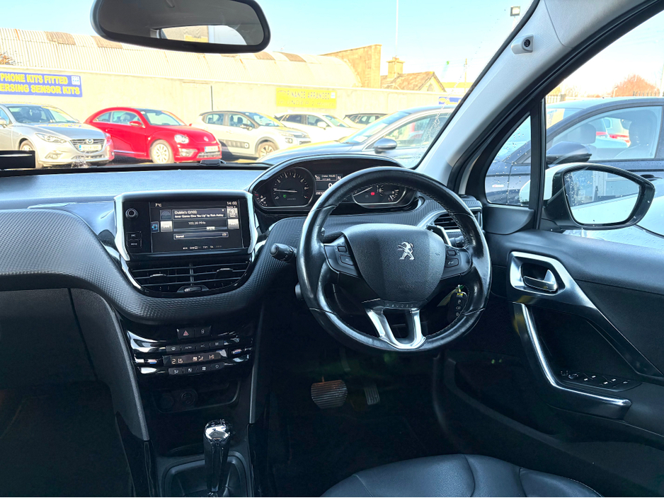 2017 Peugeot 2008 1.2 ALLURE  AUTOMATIC ** TOP SPEC ** 2 KEYS ** SUPERB EXAMPLE ** €11,995