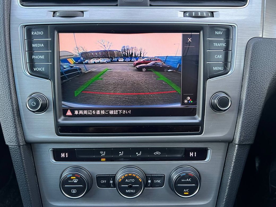 2014 Volkswagen Golf - image 7