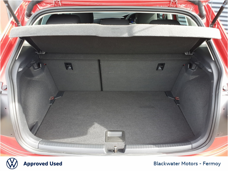 2022 Volkswagen Polo 1.0TSI 95BHP LIFE WITH FLOOR MATS €18,950