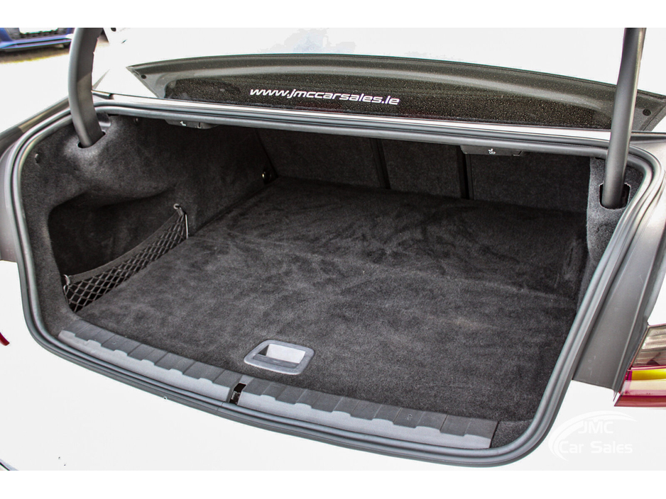 2021 BMW 3 Series - image 27