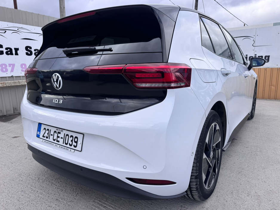 2023 Volkswagen ID.3 - image 15