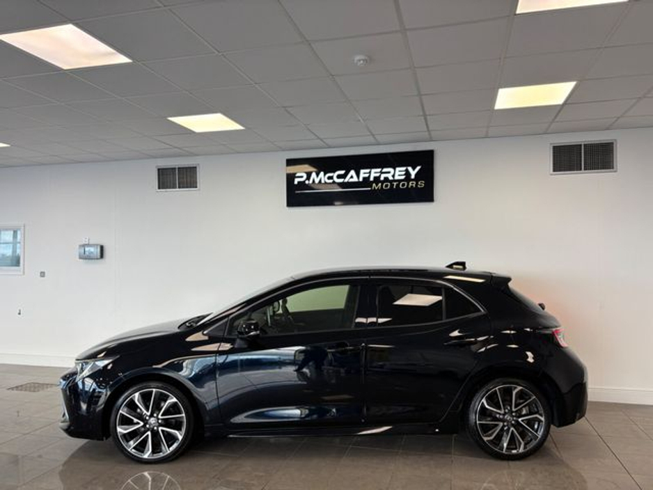 2022 Toyota Corolla 1.8 Hybrid Luna Sport Hatchback €23,850