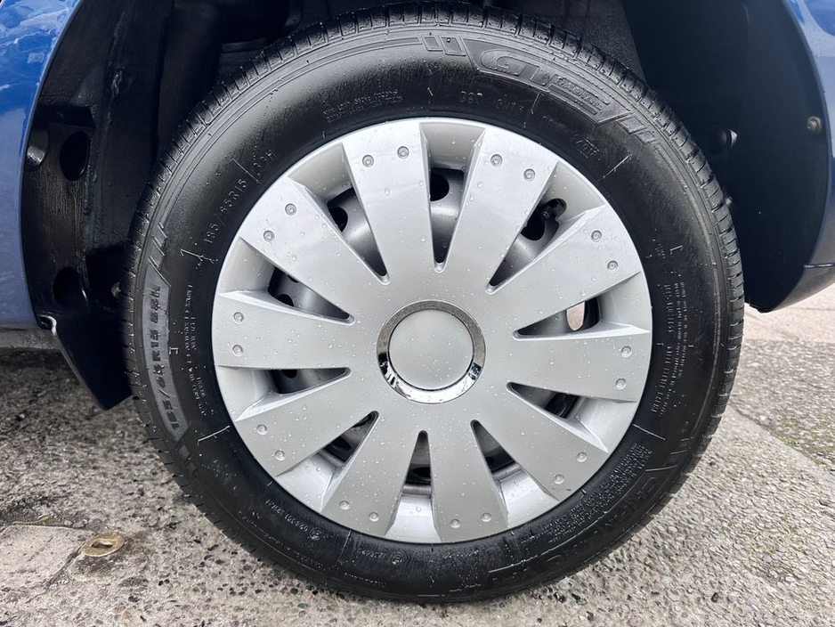 2019 Dacia Sandero - image 30