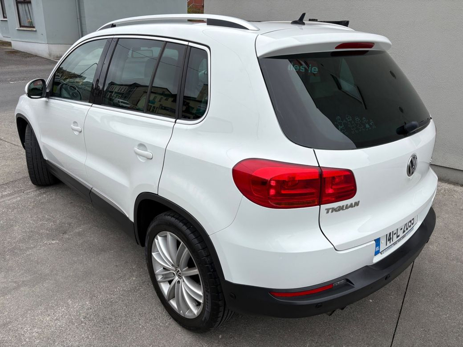 2014 Volkswagen Tiguan - image 18