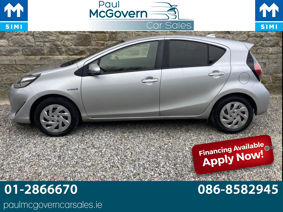 2019 Toyota Aqua - image 4