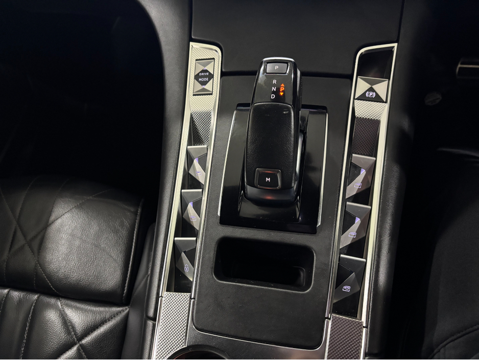 2024 DS Automobiles DS 7 - image 16