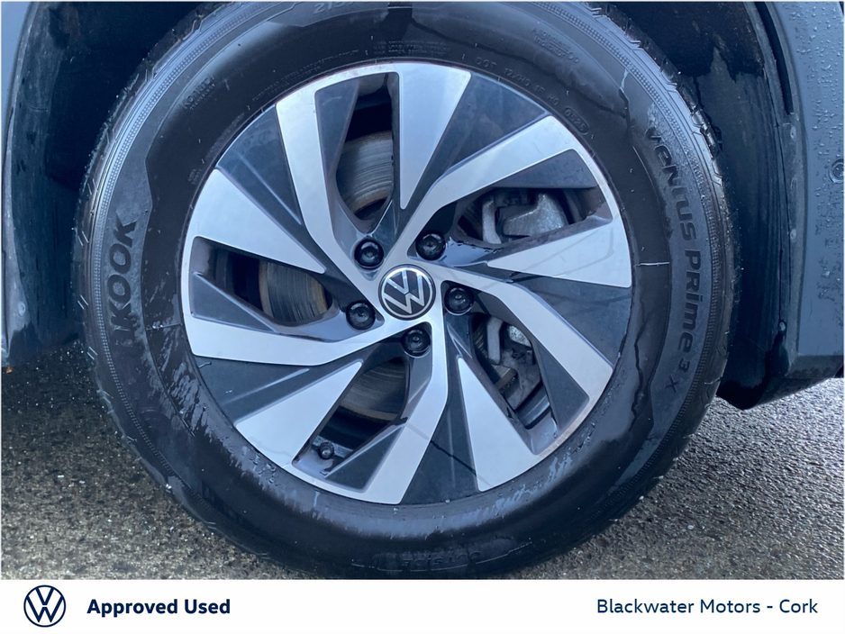 2025 Volkswagen Tayron - image 9