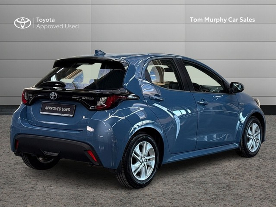 2021 Toyota Yaris HYBRID LUNA 4DR AUTO €21,950