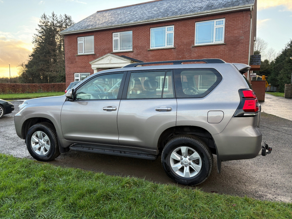 2023 Toyota Landcruiser BUSINESS 5 SEATER N1 Commercial