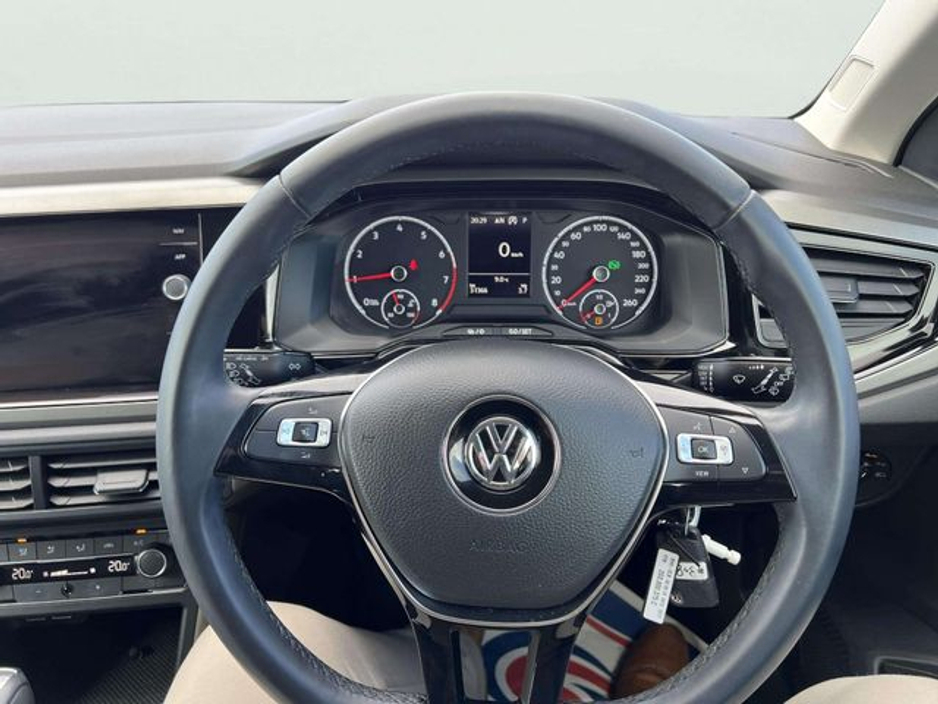 2019 Volkswagen Polo - image 20