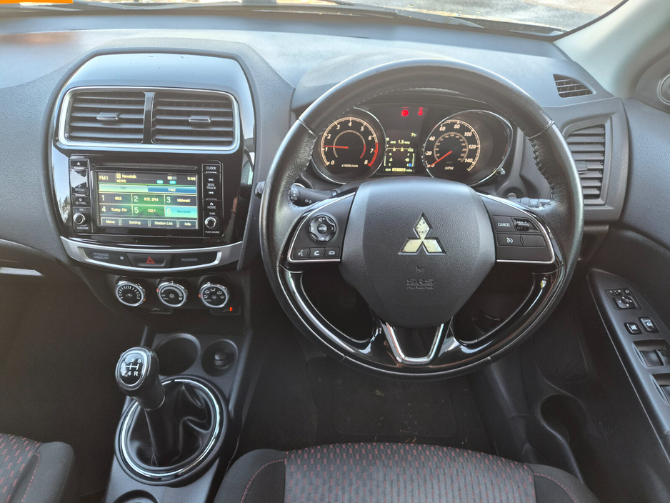 2017 Mitsubishi ASX - image 13