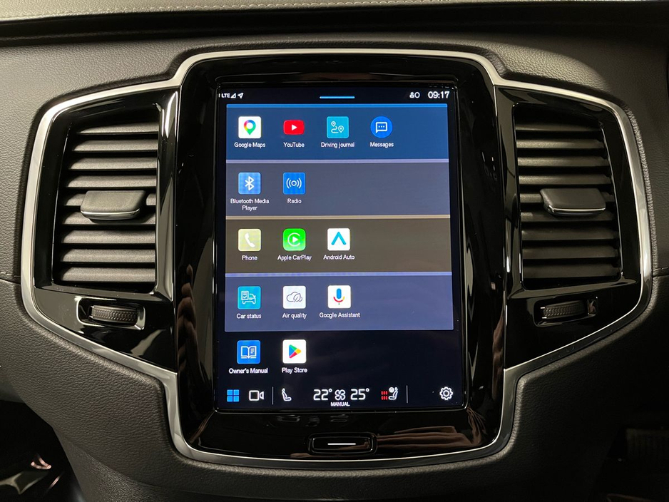 2023 Volvo XC90 - image 16