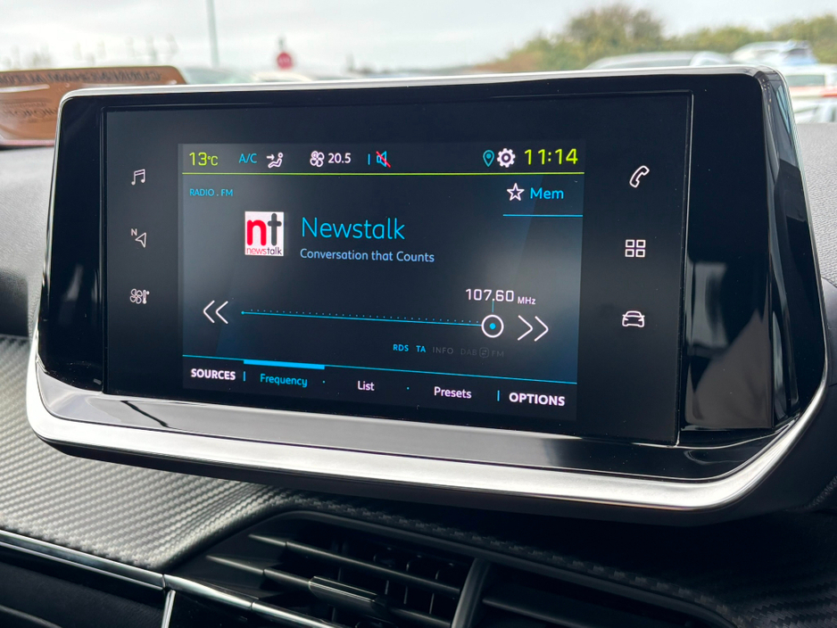 2021 Peugeot 2008 - image 22