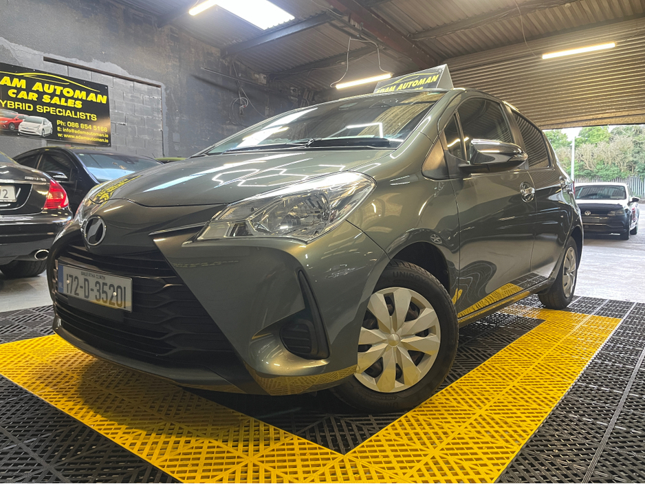 2017 Toyota Vitz 2017 auto (low mileage) €10,995