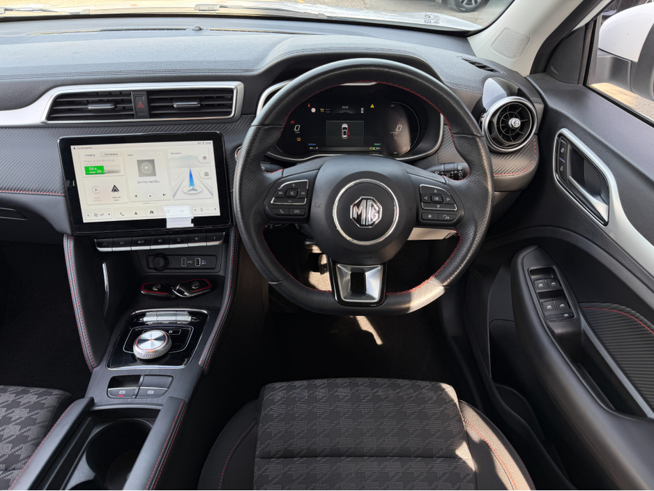 2024 MG ZS - image 15