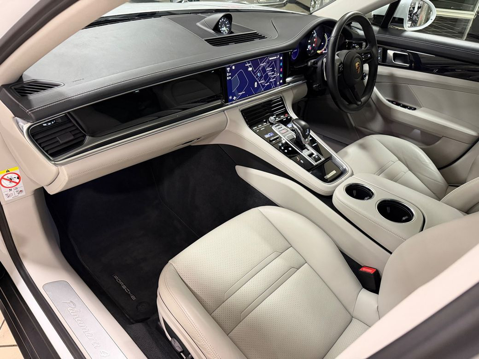 2023 Porsche Panamera 2.9 V6 E-HYBRID=PAN ROOF//LOW MILES//D REG=FULL PORSCHE SERVICE HISTORY=TAILORED FINANCE PACKAGES AVAILABLE=TRADE IN'S WELCOME €84,995
