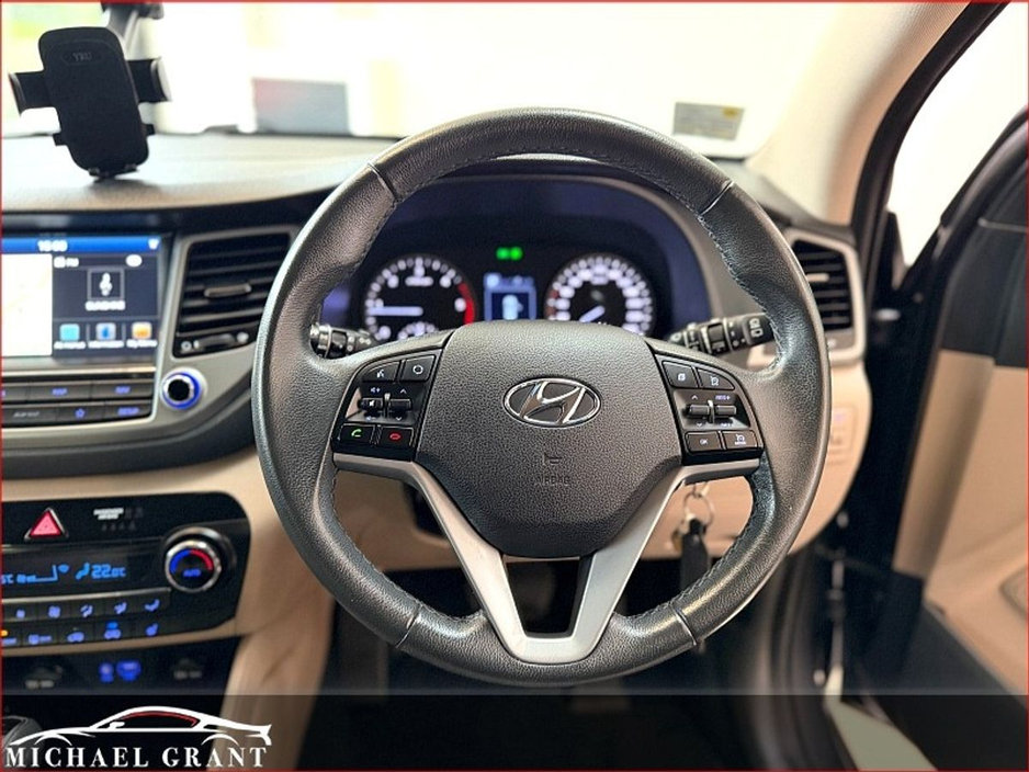 2018 Hyundai Tucson - image 20