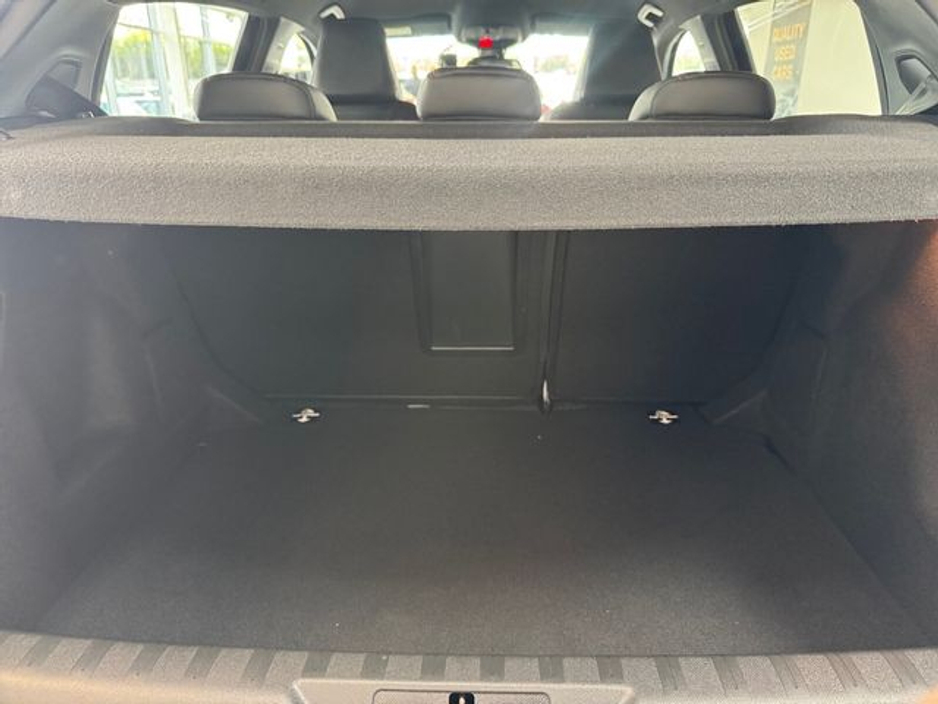 2020 Peugeot 308 - image 18