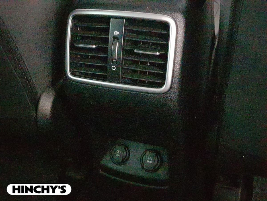 2022 Kia Sportage - image 24
