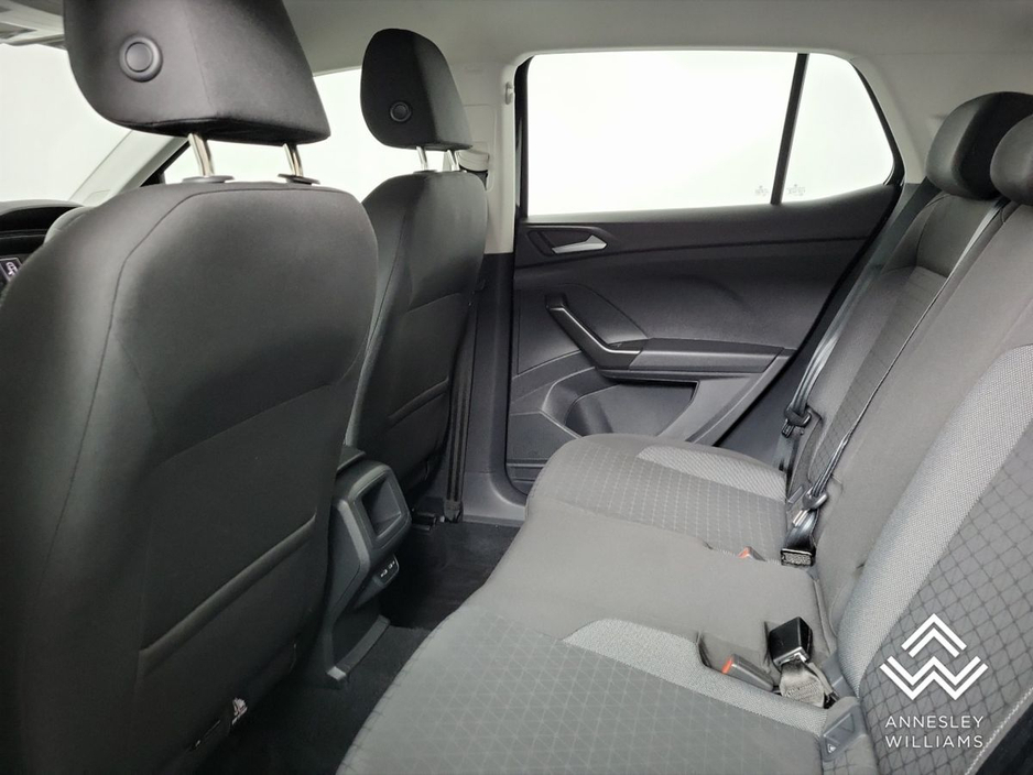 2022 Volkswagen T-Cross - image 15