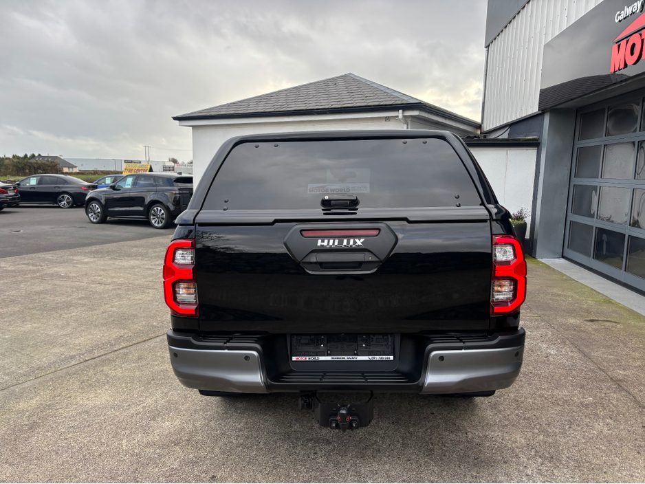 2023 Toyota Hilux INVINCIB X D-4D 4WD INVINCIBLE DCB €44,900