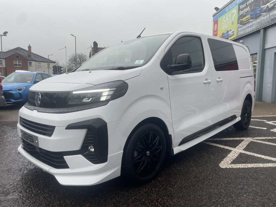 2026 Opel Vivaro - image 3