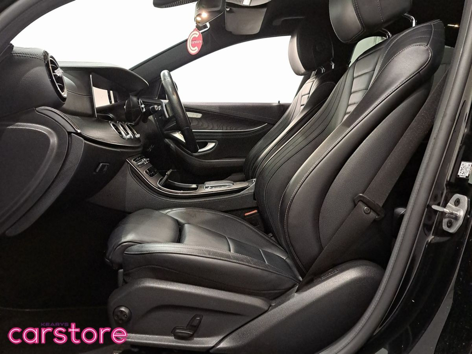 2022 Mercedes-Benz E Class - image 9