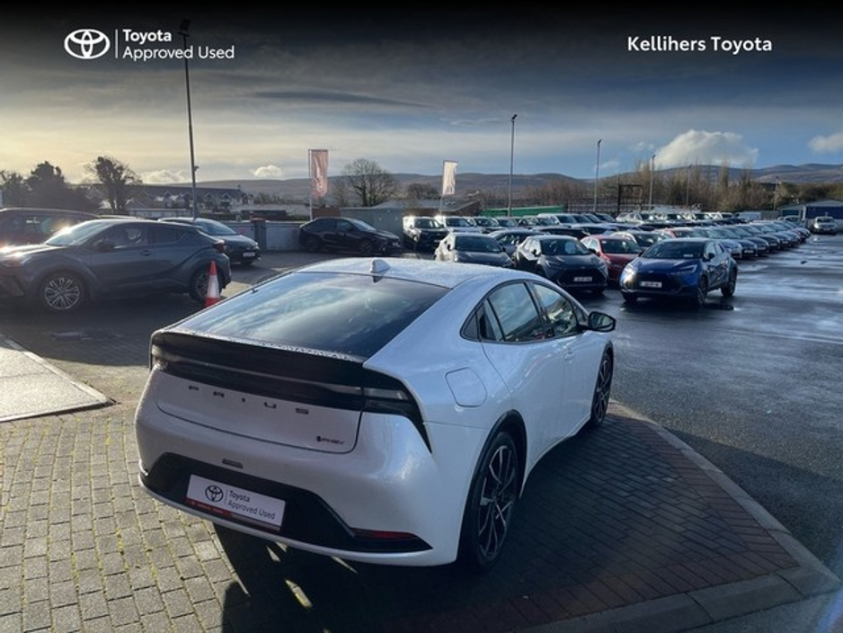 2024 Toyota Prius PLUG IN €40,950