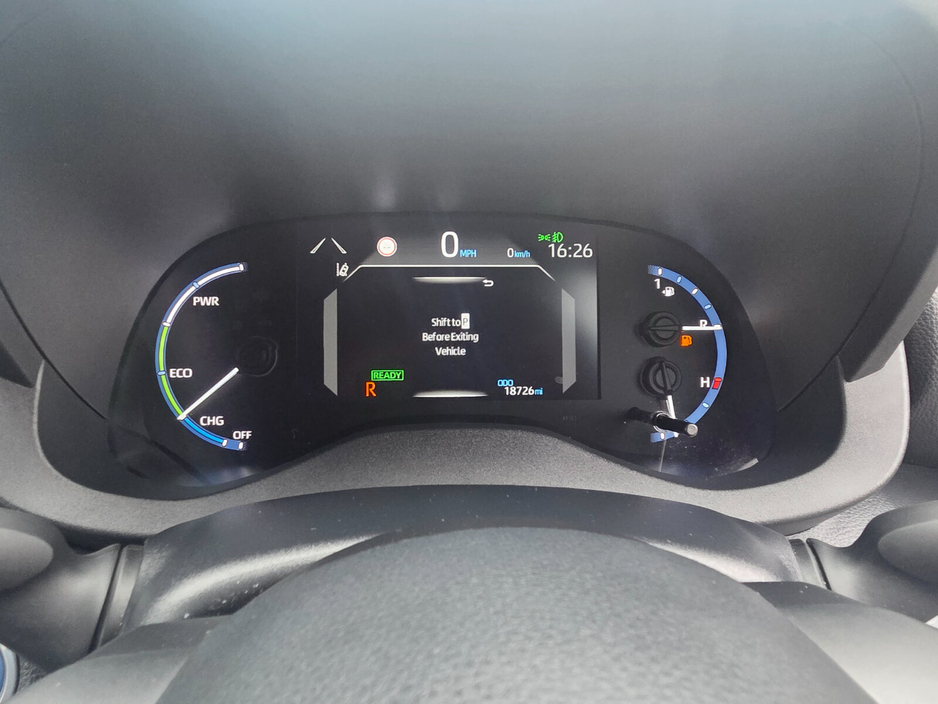 2023 Toyota Yaris - image 15