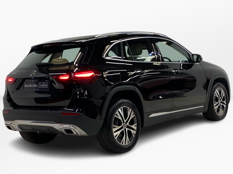 2024 Mercedes-Benz GLA Class - image 3