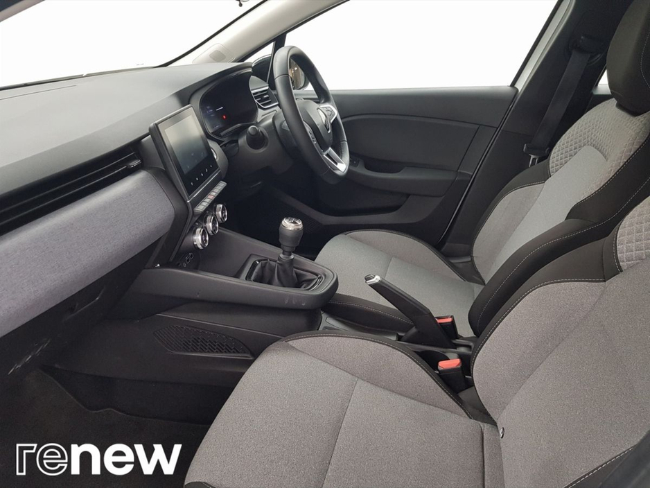 2024 Renault Clio TCe 90 DFull Evolution €20,995