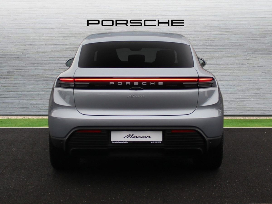 2025 Porsche Macan Electric €88,000