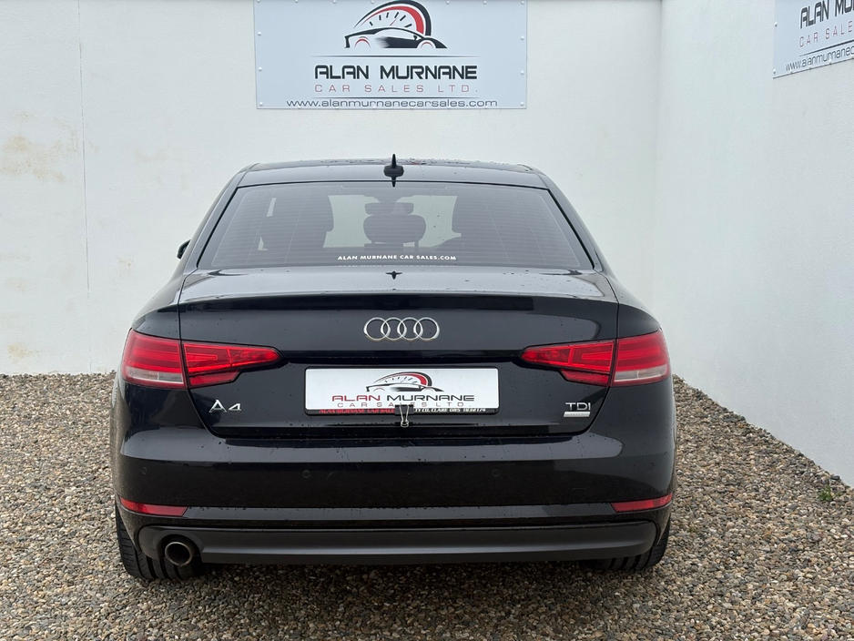 2017 Audi A4 - image 12