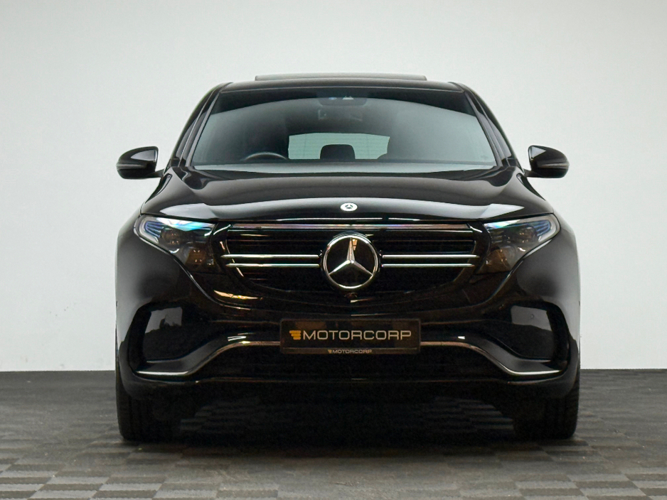 2023 Mercedes-Benz EQC - image 2
